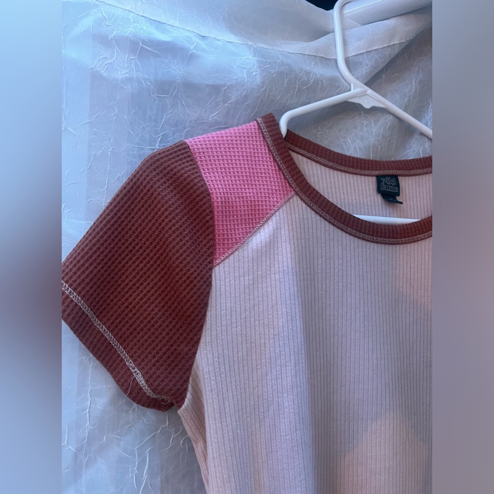 Wild Fable Color-Block Crop Top - Picture 4 of 9
